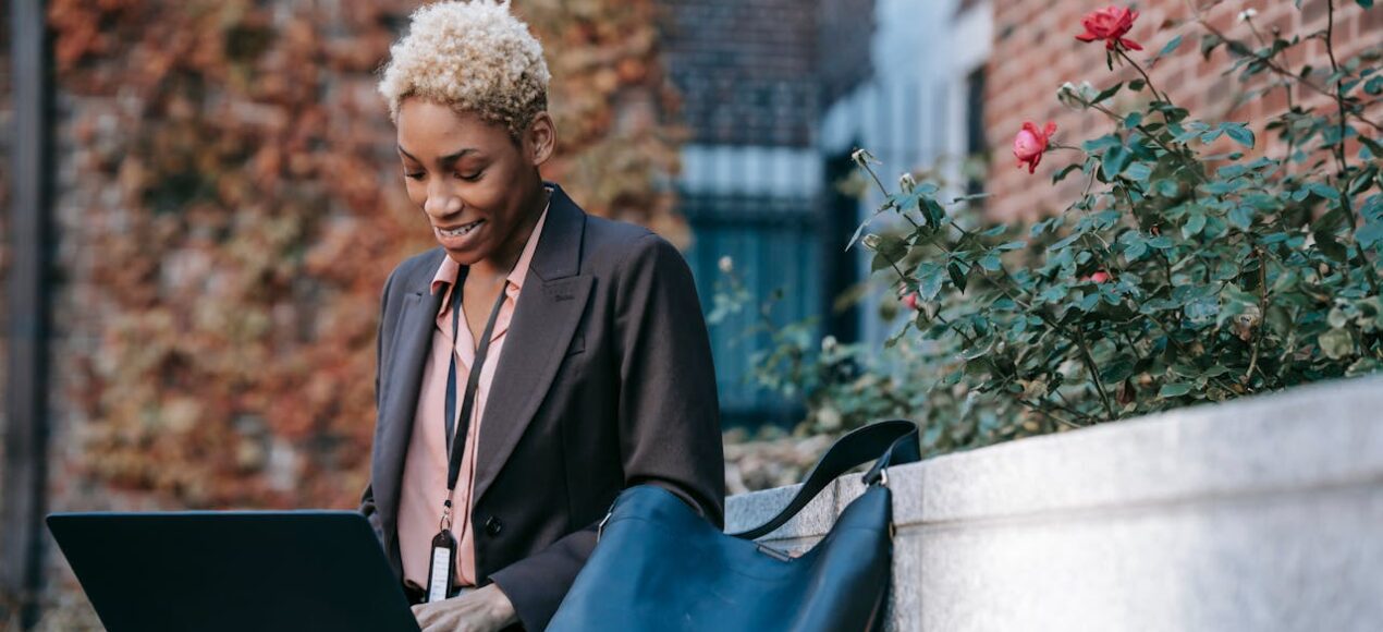 Can Adults Continue Working While in a Partial Hospitalization Program?